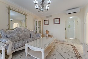 Flamingo Suites Boutique Hotel