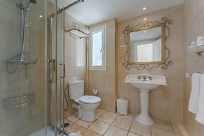 Flamingo Suites Boutique Hotel