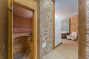 Flamingo Suites Boutique Hotel