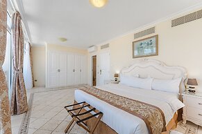 Flamingo Suites Boutique Hotel