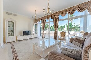 Flamingo Suites Boutique Hotel