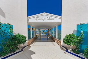 Flamingo Suites Boutique Hotel