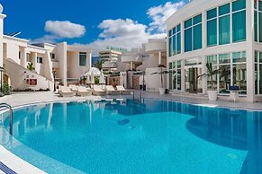 Flamingo Suites Boutique Hotel