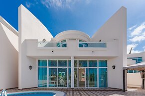 Flamingo Suites Boutique Hotel