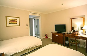 High1 Palace Hotel & CC