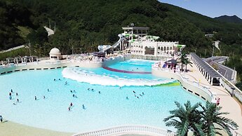 High1 Palace Hotel & CC