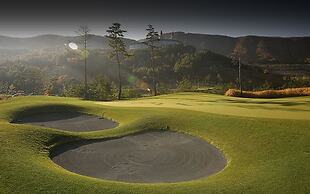 High1 Palace Hotel & CC