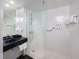 Park Inn by Radisson Brussels Centre Midi