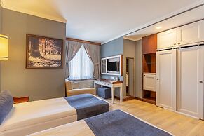 Mirada Del Lago Hotel