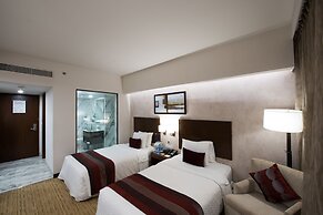 Four Points by Sheraton Hotel & Serviced Apartments, Pune