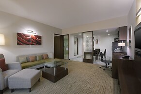 Four Points by Sheraton Hotel & Serviced Apartments, Pune