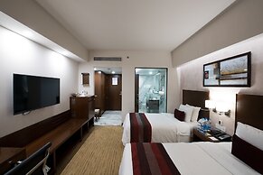 Four Points by Sheraton Hotel & Serviced Apartments, Pune