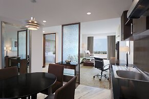 Four Points by Sheraton Hotel & Serviced Apartments, Pune