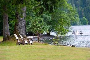 Lake Crescent Lodge