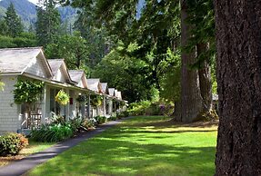Lake Crescent Lodge