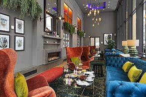 Leonardo Royal London Tower Bridge