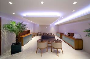 Leonardo Royal London Tower Bridge