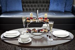 Leonardo Royal London Tower Bridge