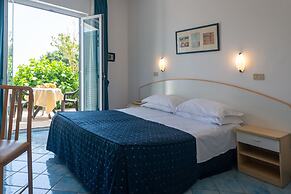 Hotel Villa Ireos