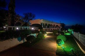 Hotel Villa Ireos