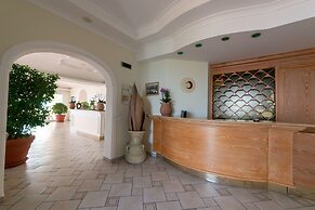 Hotel Villa Ireos