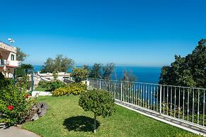Hotel Villa Ireos