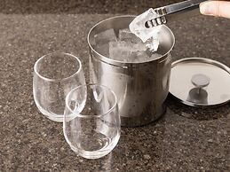 Tokyu Stay Nishi Shinjuku