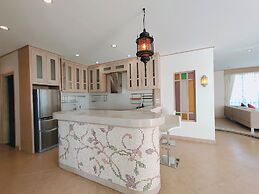 Ratana Apart Hotel at Chalong