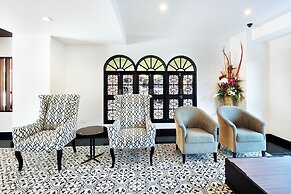 Ratana Apart Hotel at Chalong