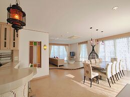 Ratana Apart Hotel at Chalong