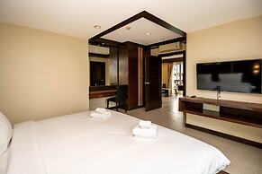 Ratana Hotel Chalong