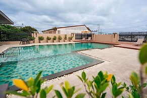 Ratana Hotel Chalong