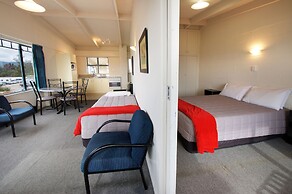 Ambassador Thermal Motel
