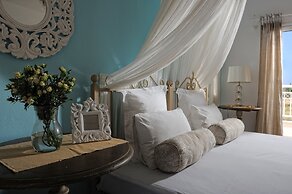 SunVillage Boutique Hotel