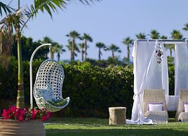 SunVillage Boutique Hotel