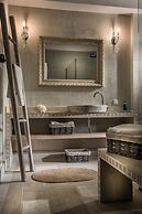 SunVillage Boutique Hotel