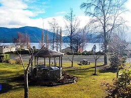 Te Anau Lakeview Holiday Park & Motels
