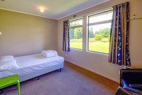 Te Anau Lakeview Holiday Park & Motels