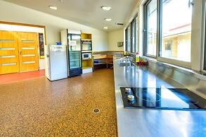 Te Anau Lakeview Holiday Park & Motels