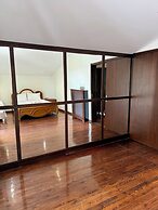 Paradise Apartments
