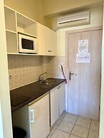 Paradise Apartments