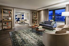 The Towers at Lotte New York Palace