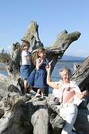 Oceanside Village Resort