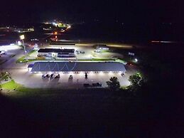 Night Inn