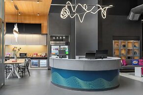 Aloft by Marriott New York Brooklyn