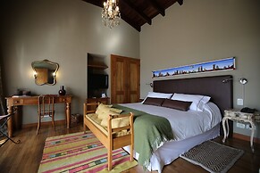 Kkala Boutique Hotel