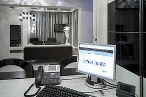 Atmosphere Suite Hotel