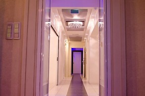 Atmosphere Suite Hotel