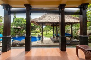 Amertha Bali Villas Beach Front Resort and Spa