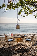 Amertha Bali Villas Beach Front Resort and Spa